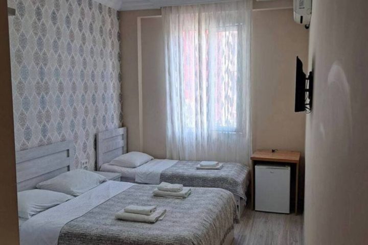 Отель SWEET HOUSE 470 КОБУЛЕТИ