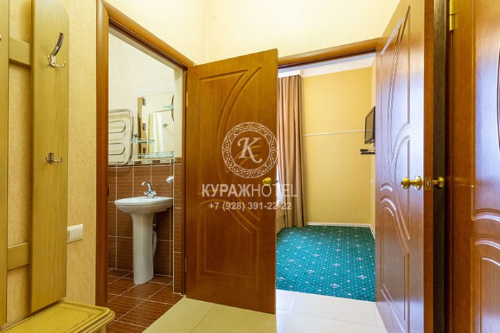 Отель Кураж Домбай