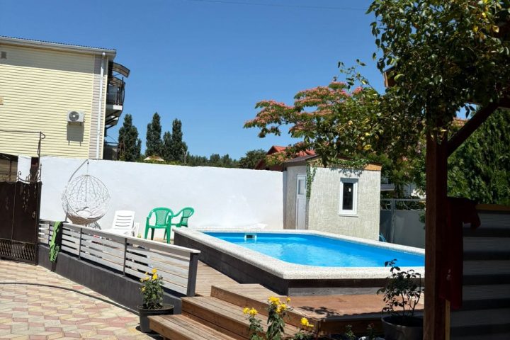 На Набережной Голубицкая инфраструктура