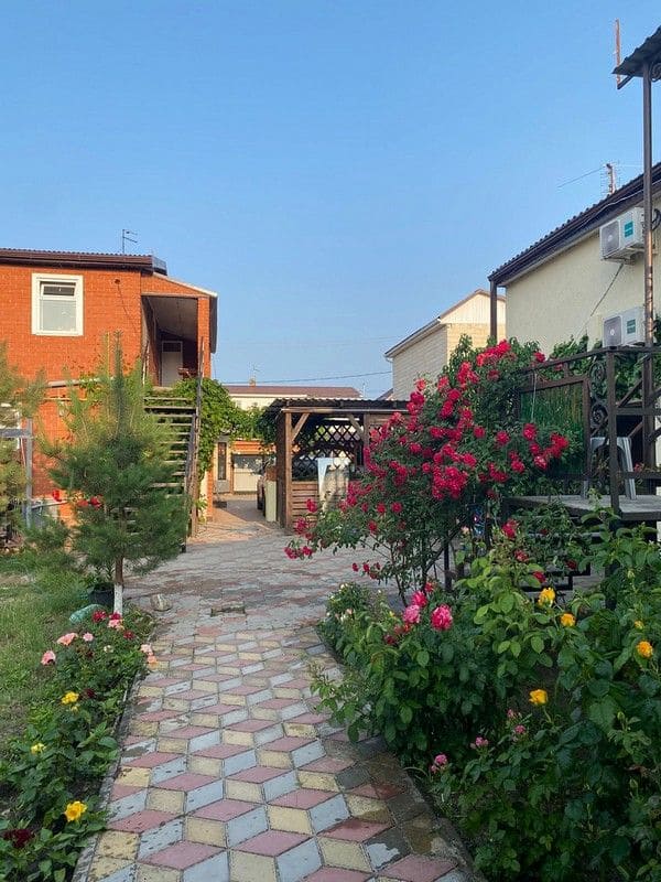 гостевой дом на набережной голубицкая