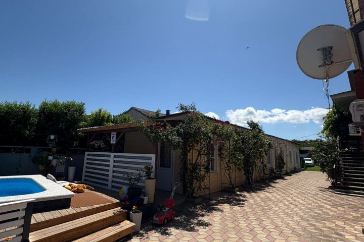 На Набережной Голубицкая инфраструктура