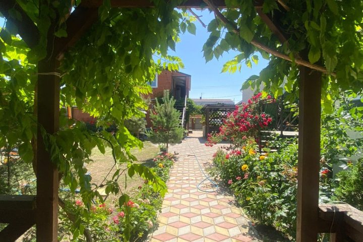 На Набережной Голубицкая инфраструктура