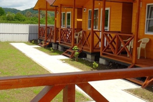 Лдзаа гостевые домики