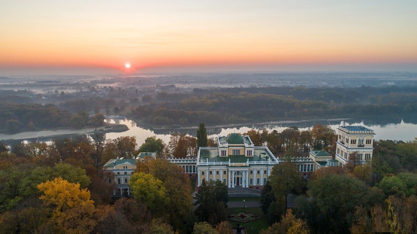Дворец Румянцевых-Пасквичей в Гомеле