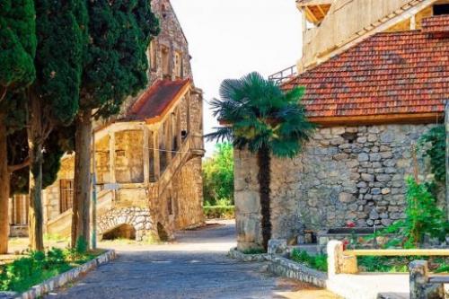 Крепость Абаата Гагра